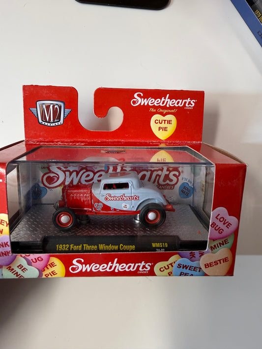 M2 machines, sweethearts 1932 Ford