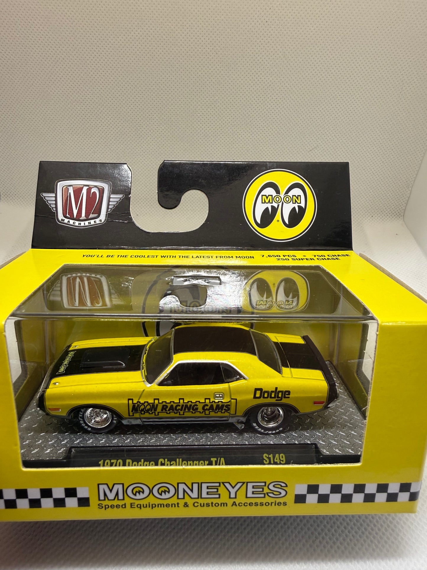 M2 machines mooneyes 70 challenger